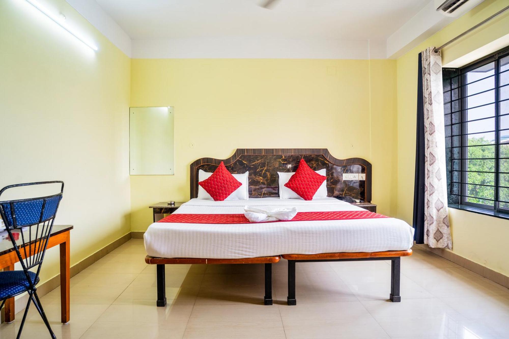 Hotel Niladrii Galaxy Siliguri Exterior foto
