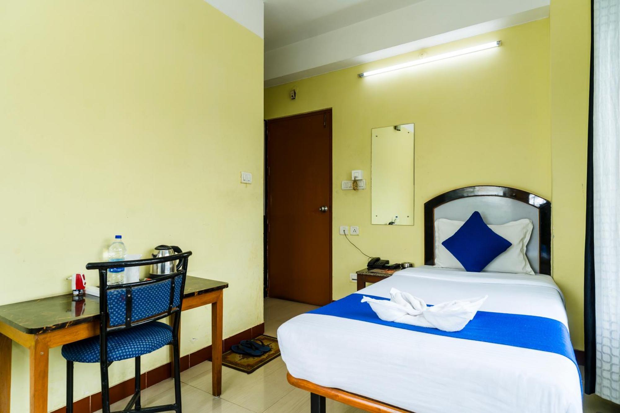 Hotel Niladrii Galaxy Siliguri Exterior foto